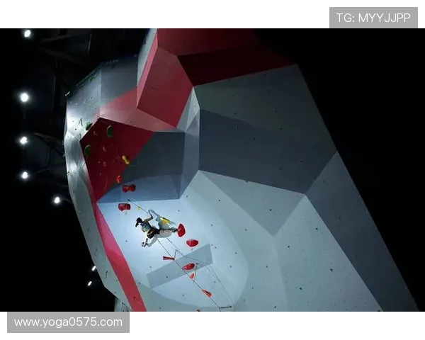 专业分析西安攀岩队边路渗透战术的优势与应用策略