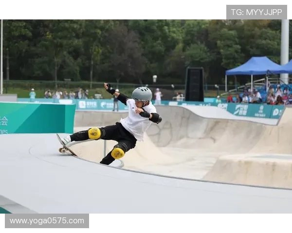 全国街舞大赛点评成都滑板队个人能力展现与团队协作的精彩结合